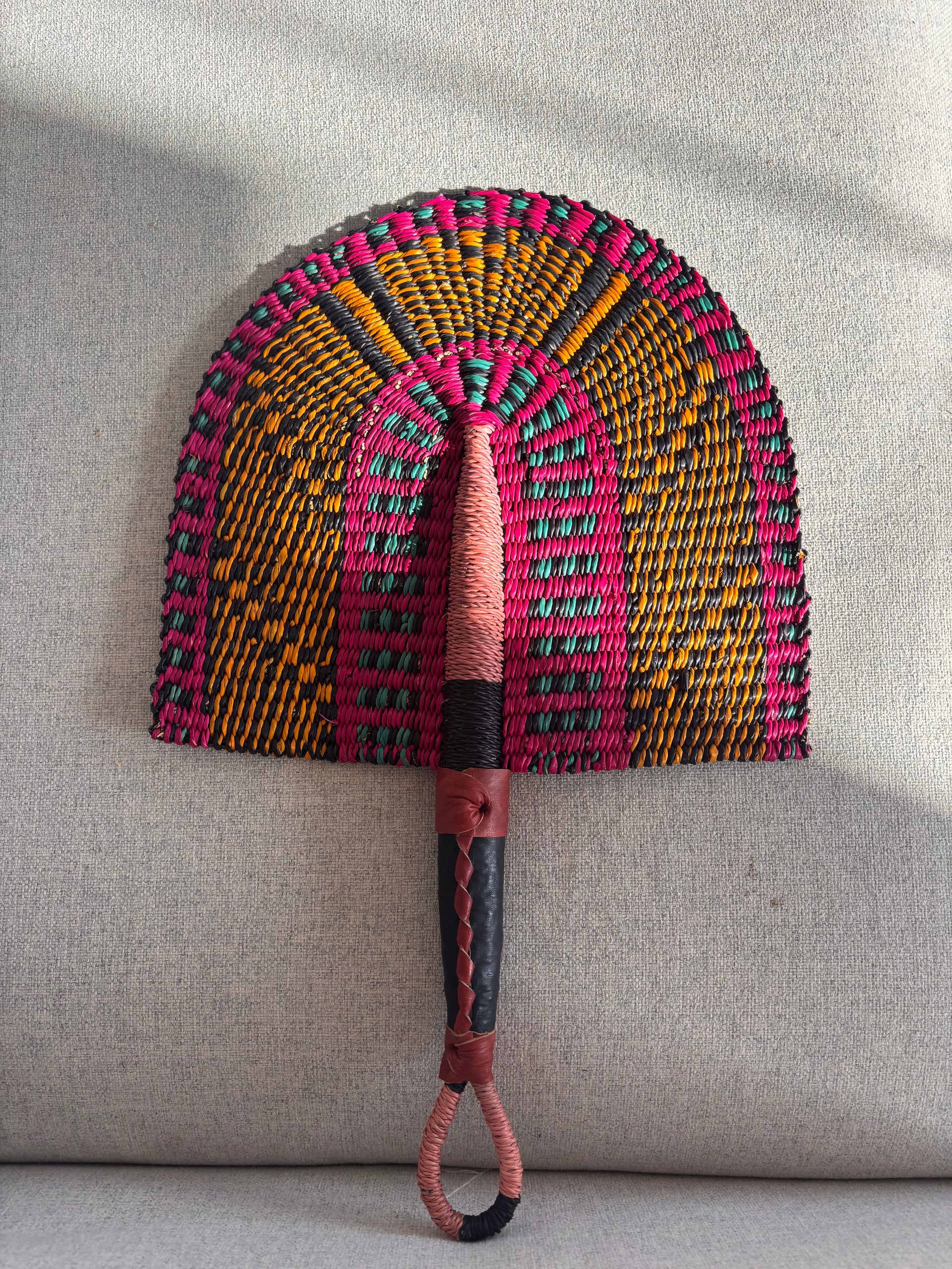 Bolga Fan (Original Style) – Crimson Arch